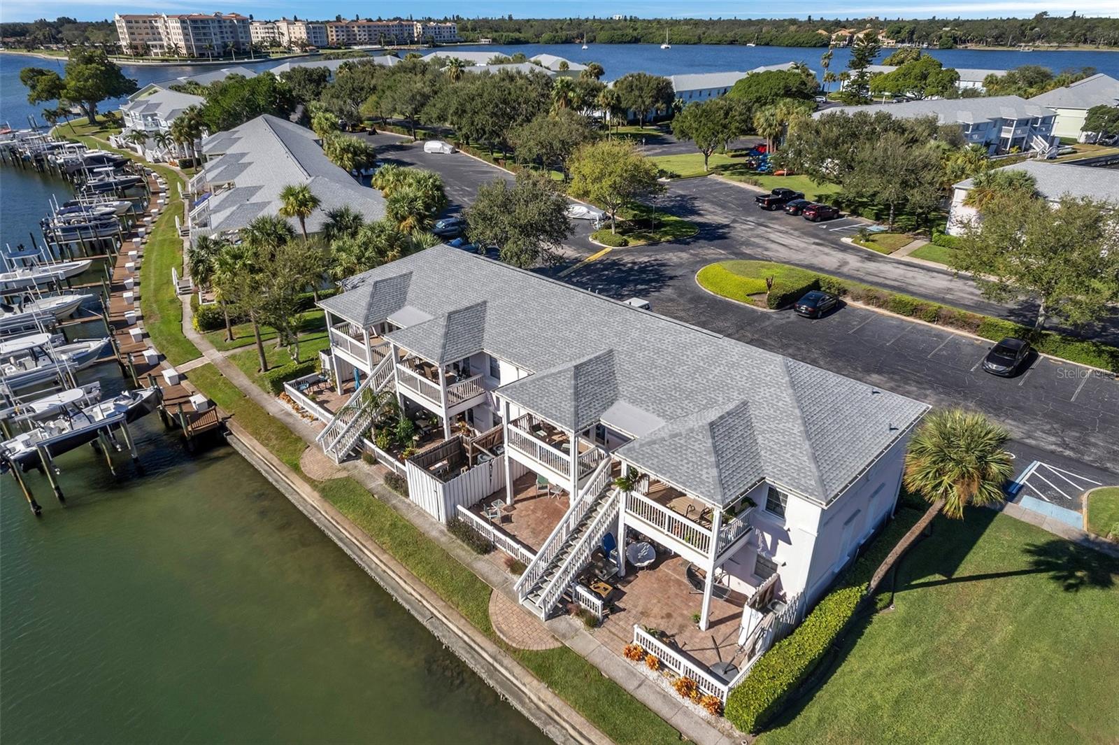 WATERSIDE AT COQUINA KEY SOUTH - Residential