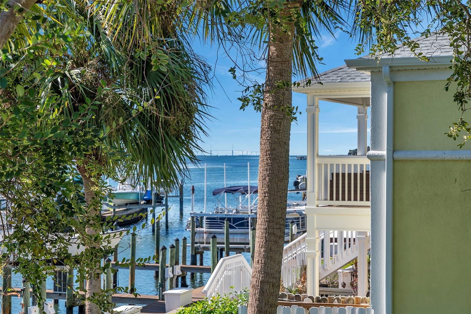 WATERSIDE AT COQUINA KEY SOUTH - Residential