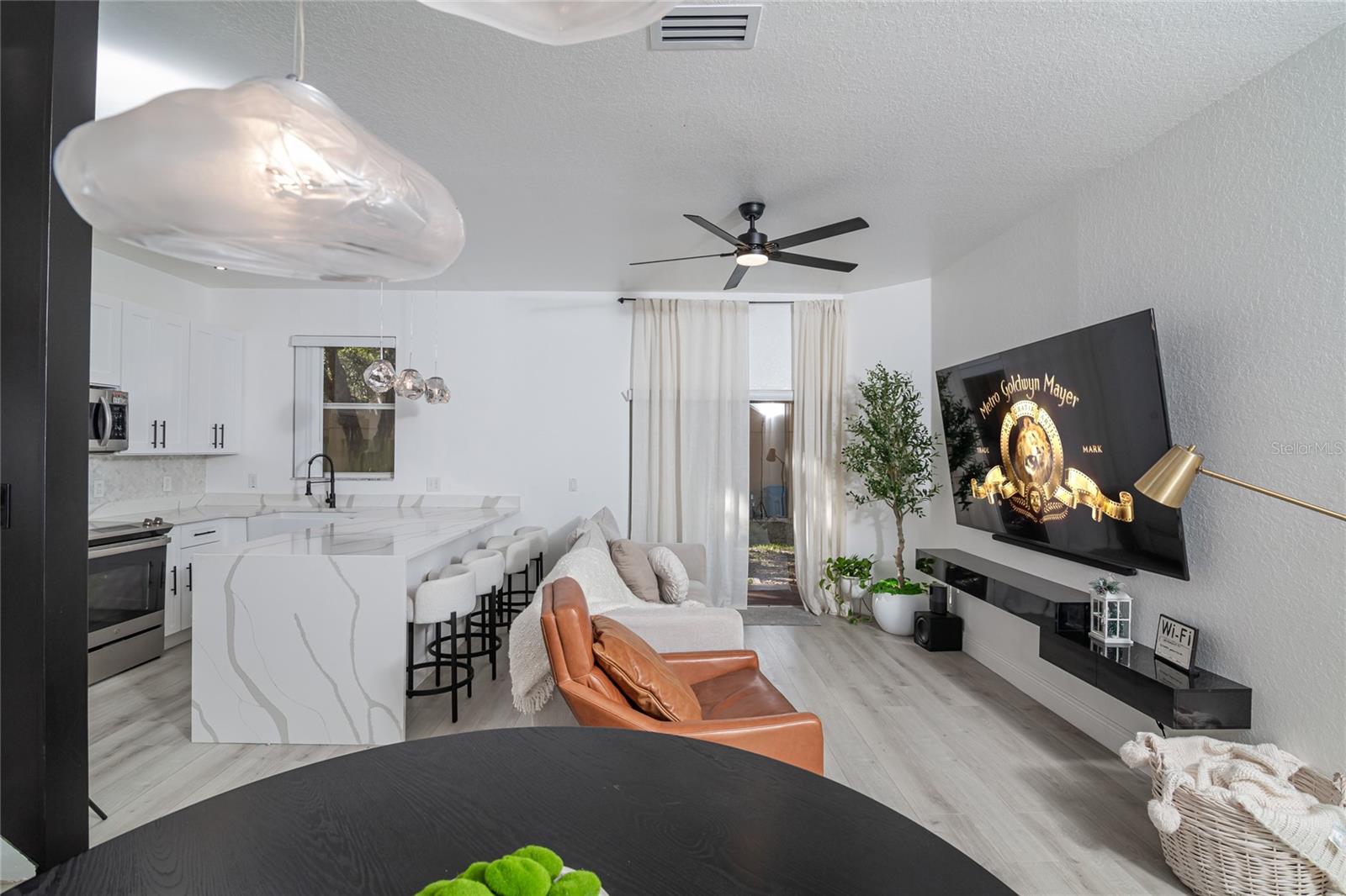 REGAL PALMS AT HIGHLAND RESERVE PH 04 - Residential