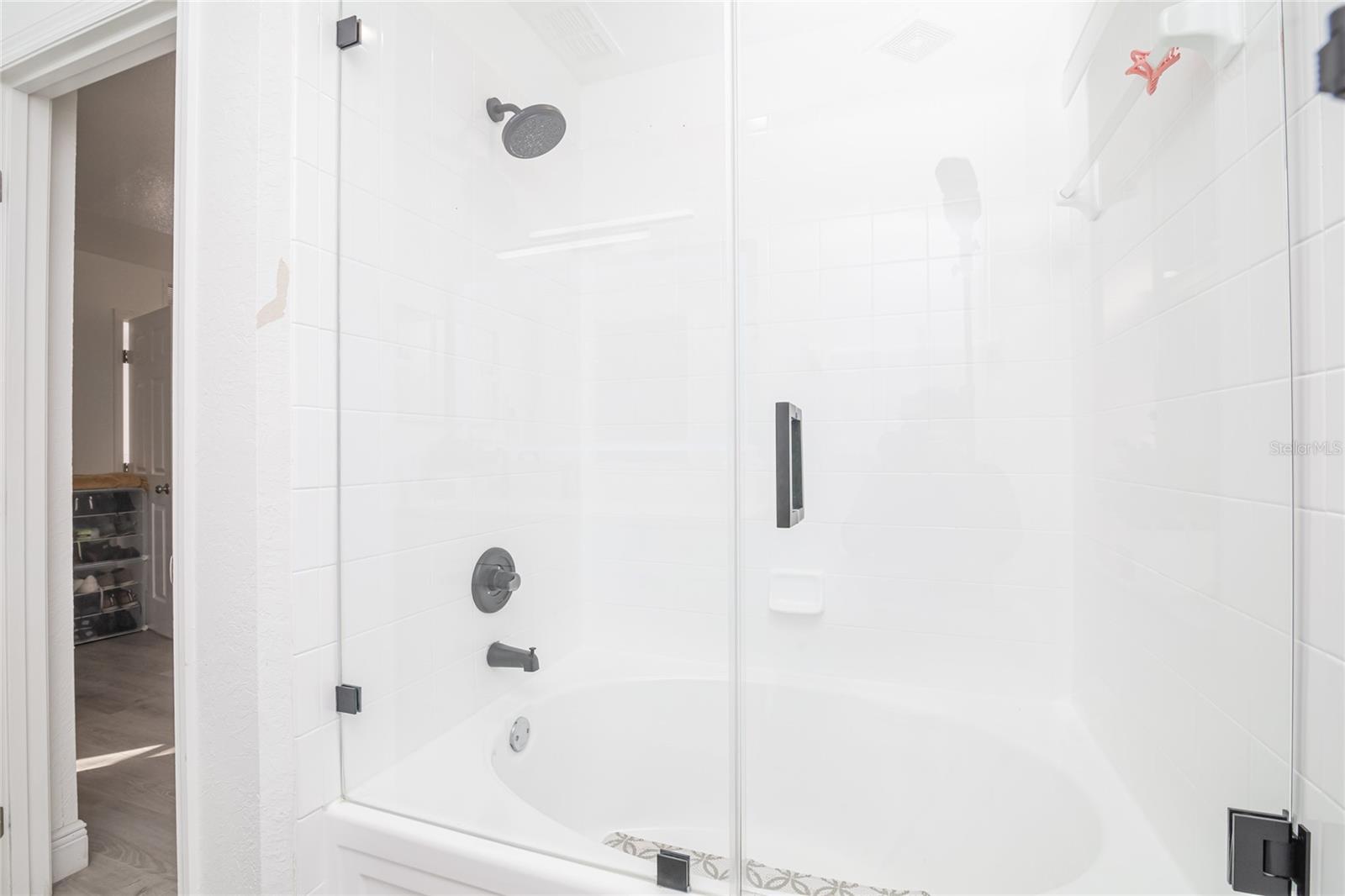 REGAL PALMS AT HIGHLAND RESERVE PH 04 - Residential