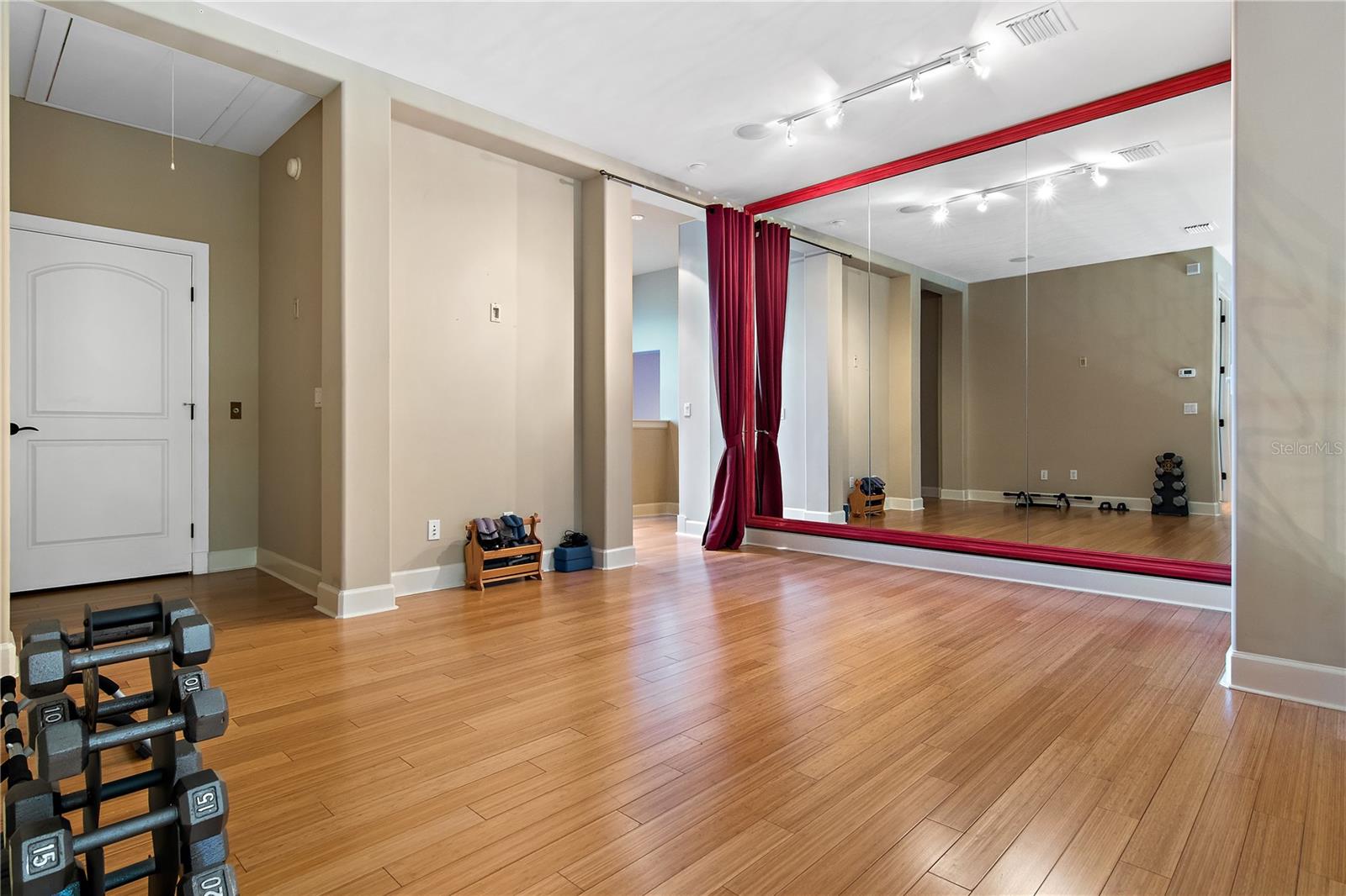 VIZCAYA PH 01 45/29 - Residential