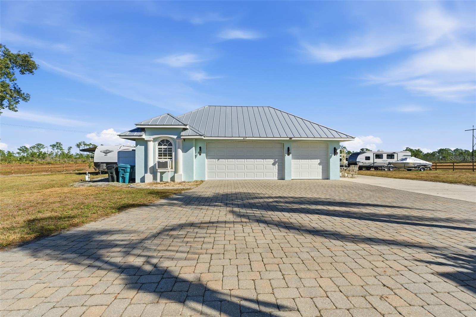 ACREAGE - Residential