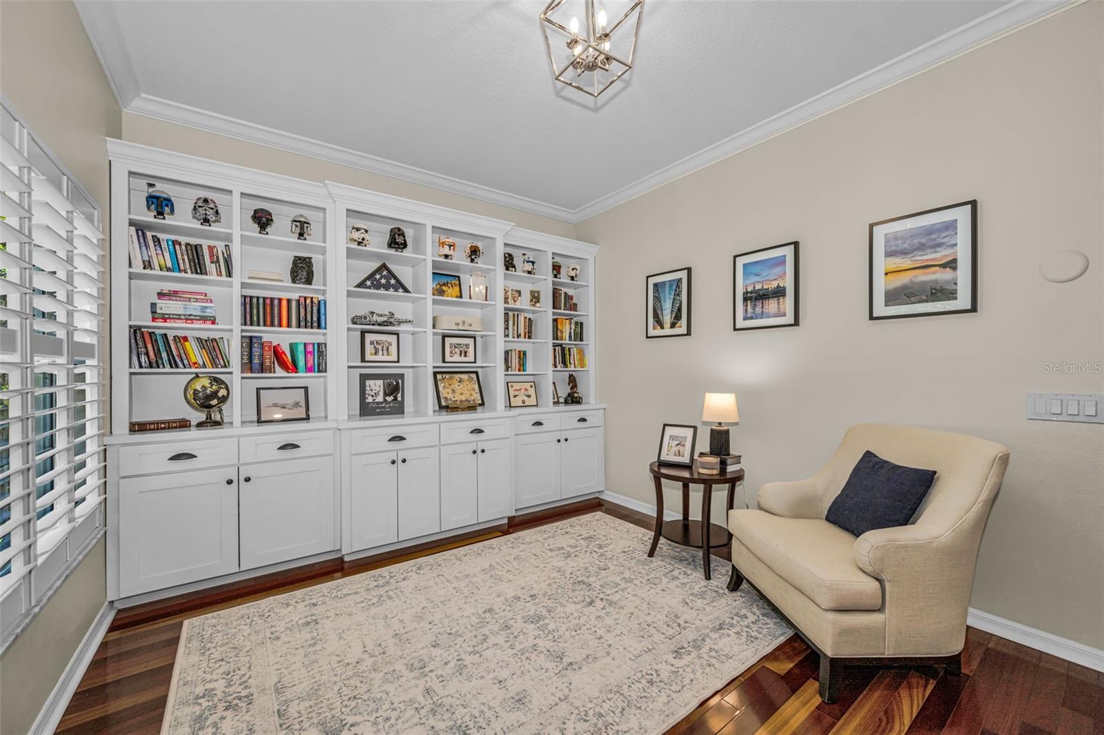 5820 TULIP FLOWER DRIVE