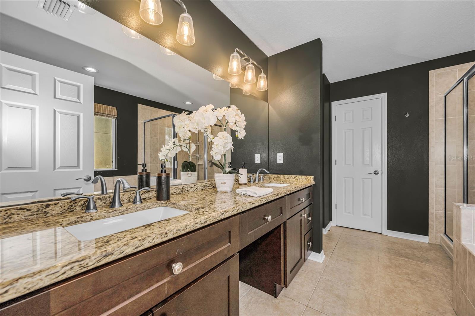 WATSON GLEN PH 02 - Residential