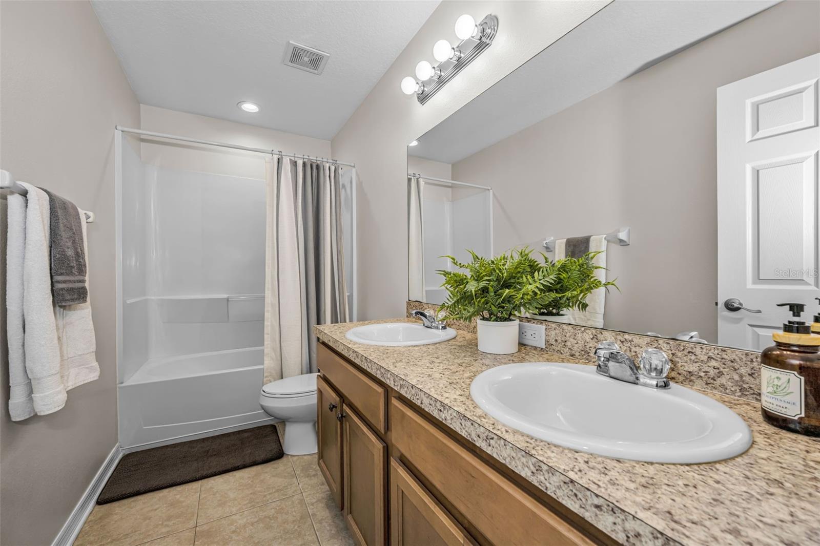 WATSON GLEN PH 02 - Residential