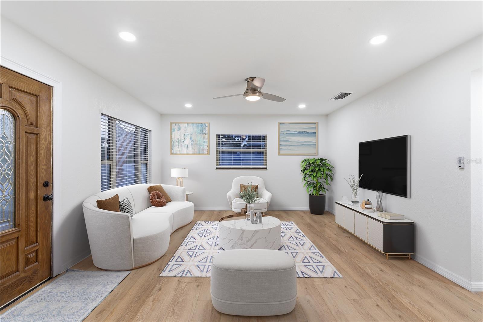 8607 MAY CIRCLE