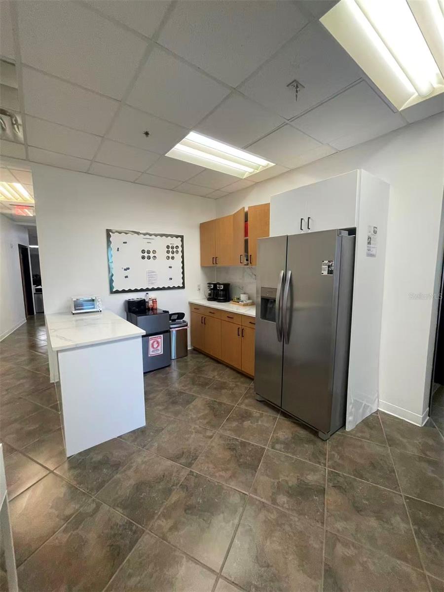 DREWTINA COMMERCE CENTER - Commercial Sale
