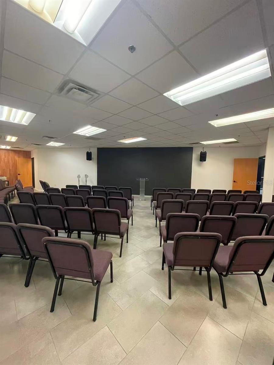 DREWTINA COMMERCE CENTER - Commercial Sale