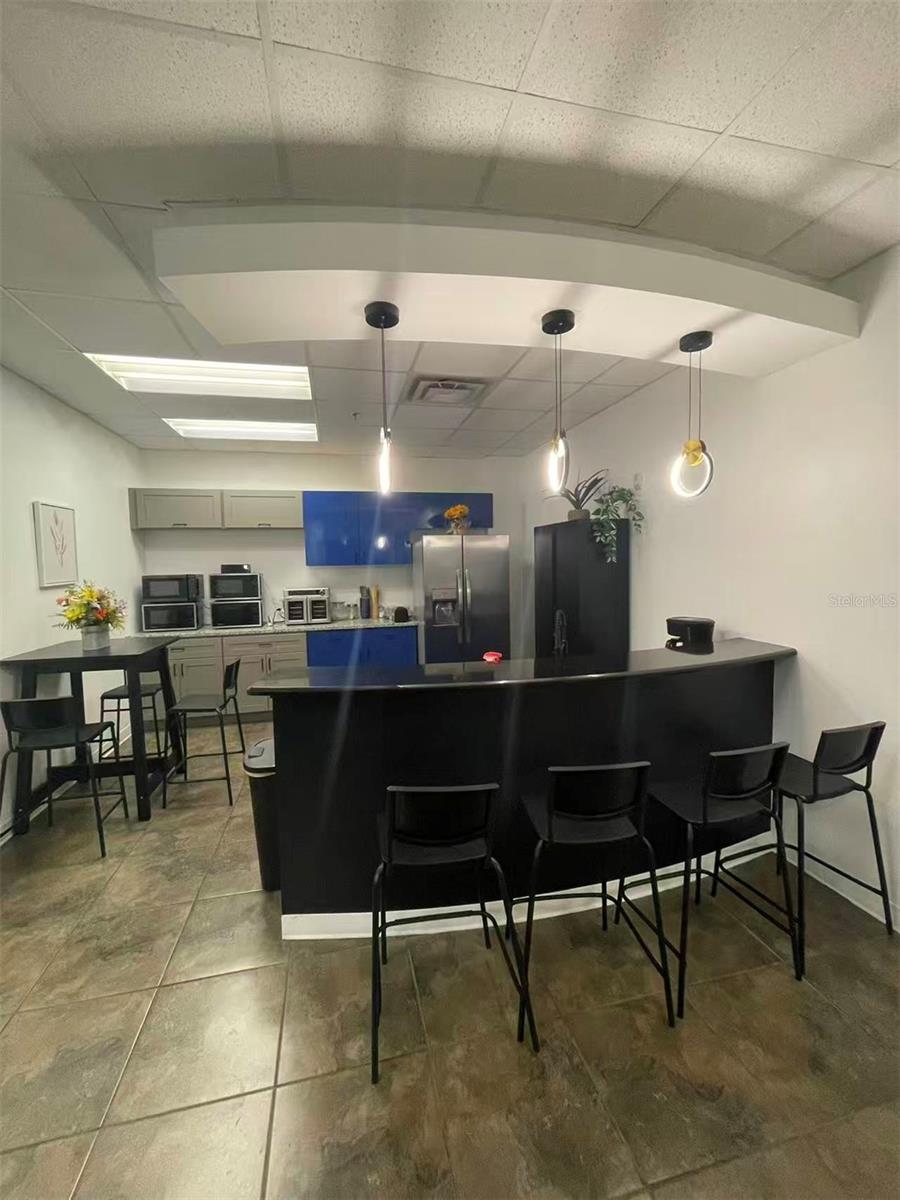 DREWTINA COMMERCE CENTER - Commercial Sale