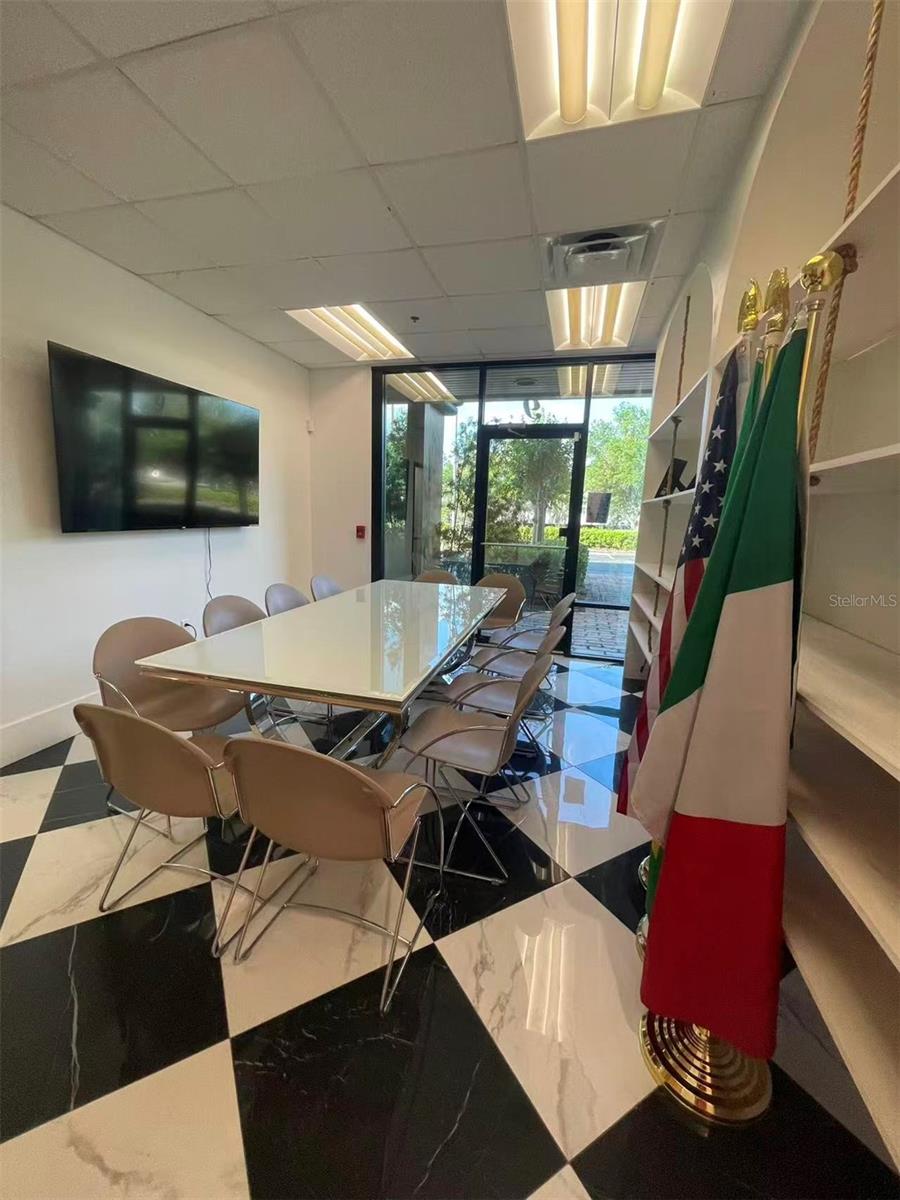 DREWTINA COMMERCE CENTER - Commercial Sale
