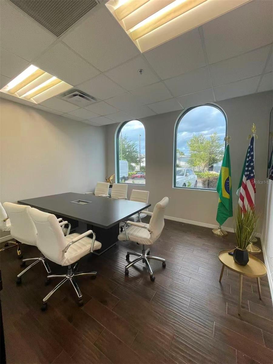 DREWTINA COMMERCE CENTER - Commercial Sale