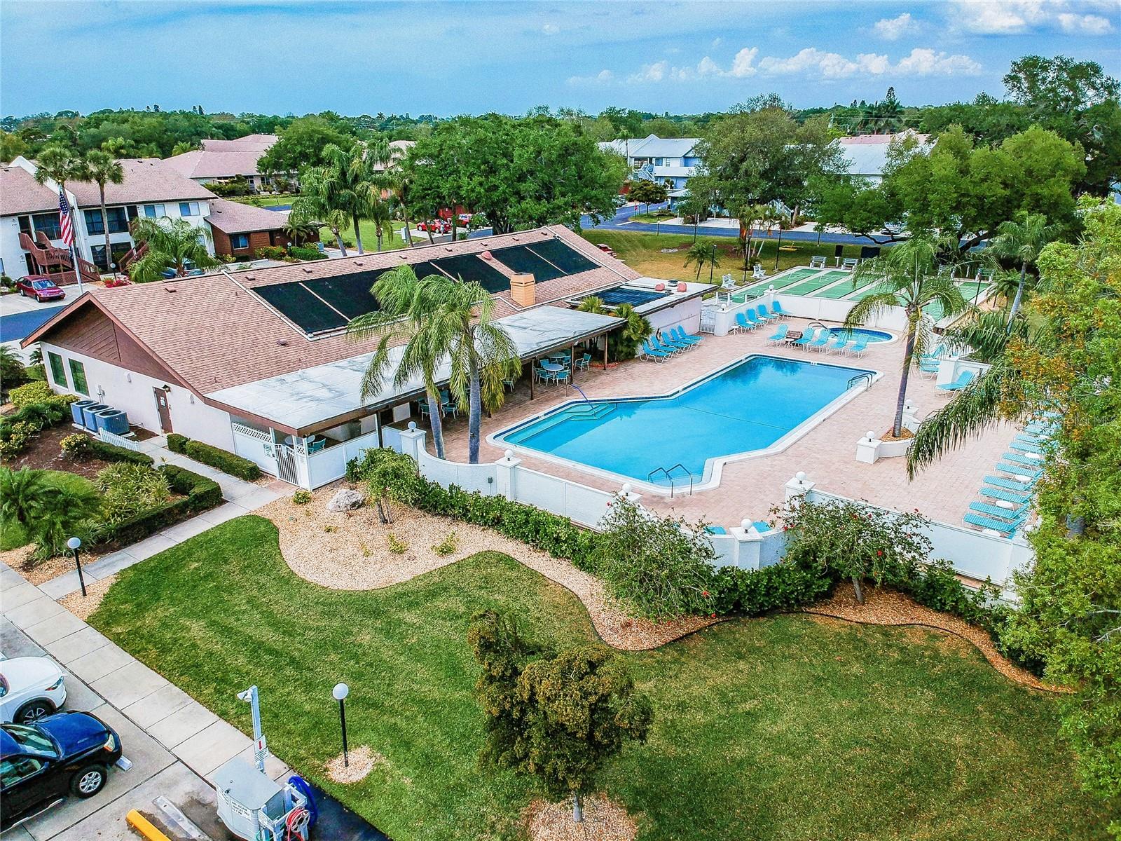 COUNTRY VILLAGE SEC 3 - Residential