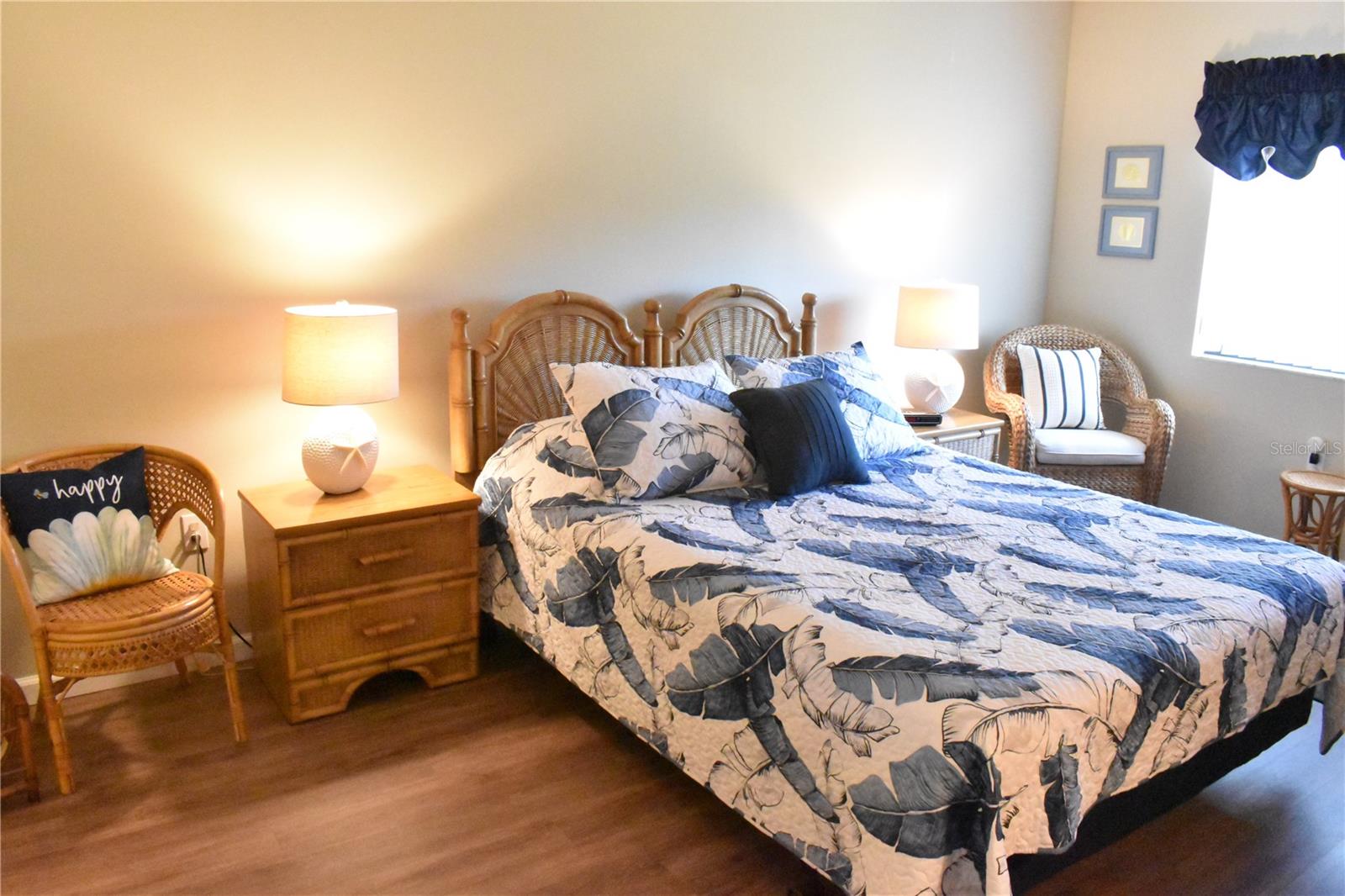 COUNTRY VILLAGE SEC 3 - Residential