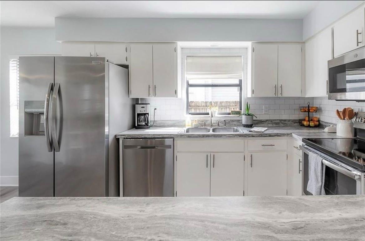 BENJAMINS 4TH ADD - Residential Lease