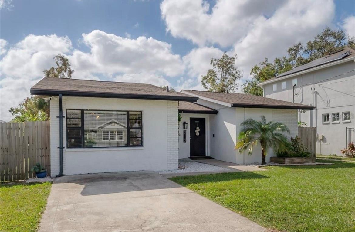 BENJAMINS 4TH ADD - Residential Lease
