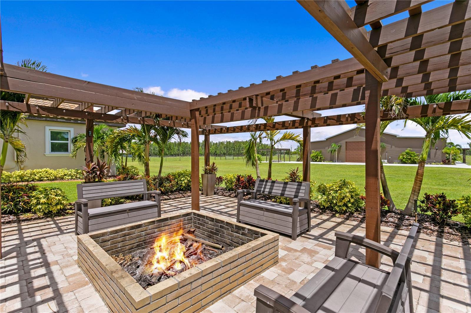 HARRELL ESTATES - Residential