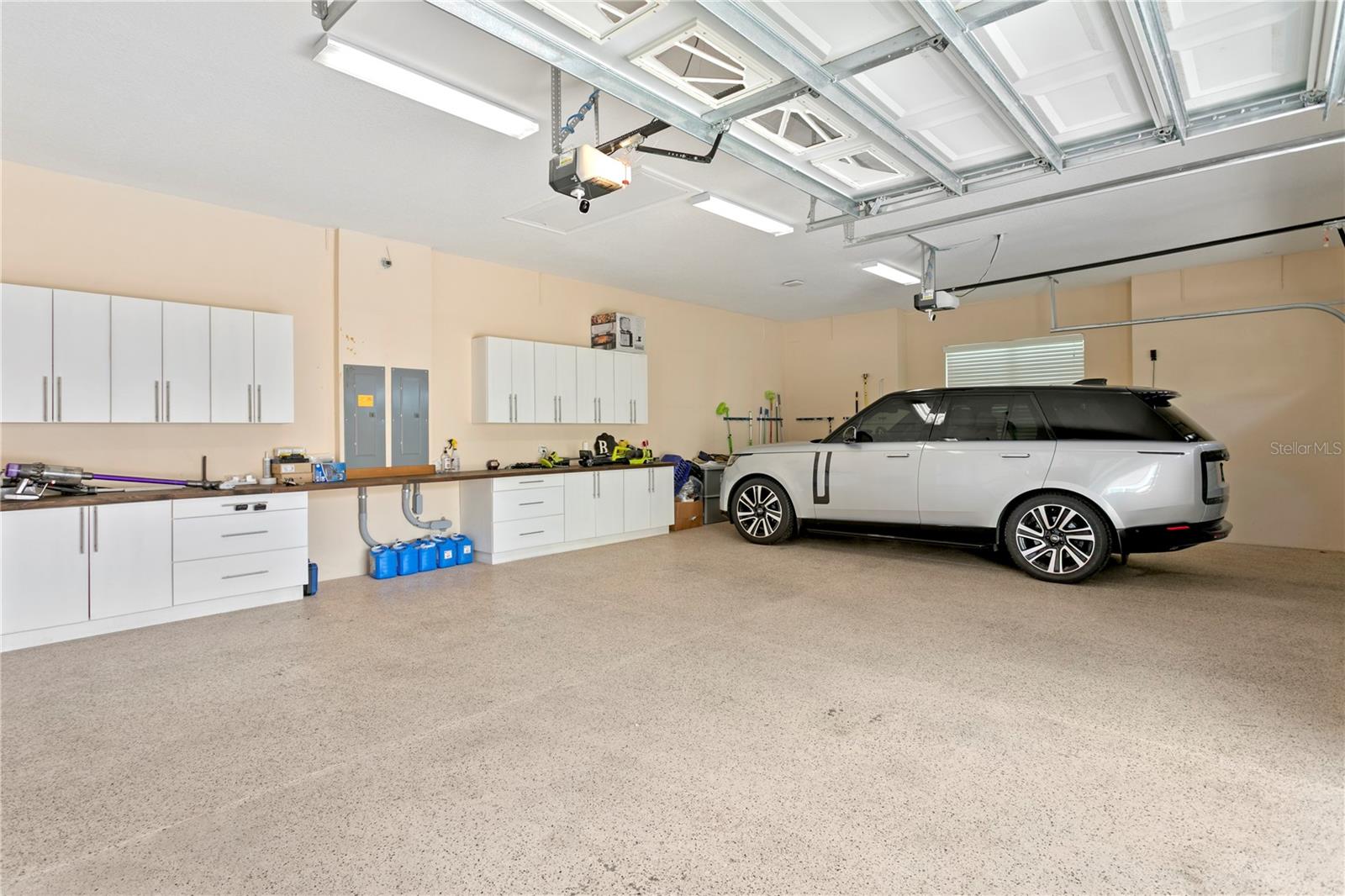 HARRELL ESTATES - Residential