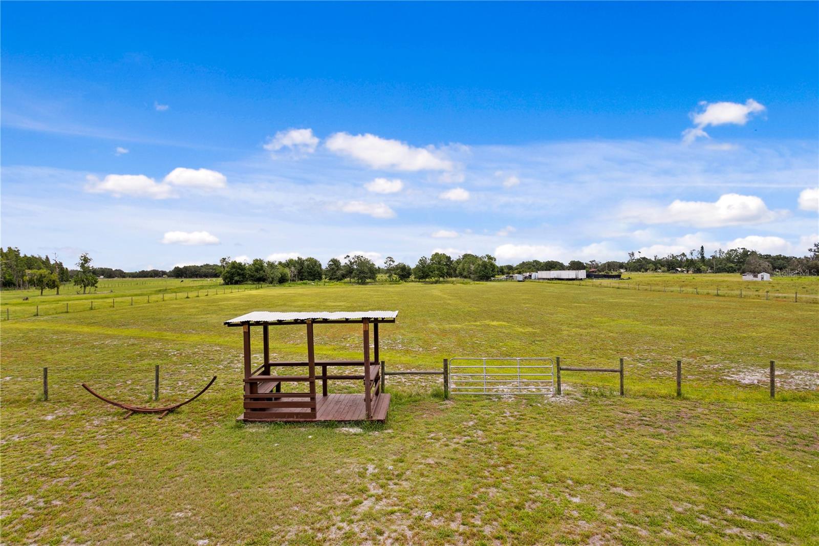 HARRELL ESTATES - Residential