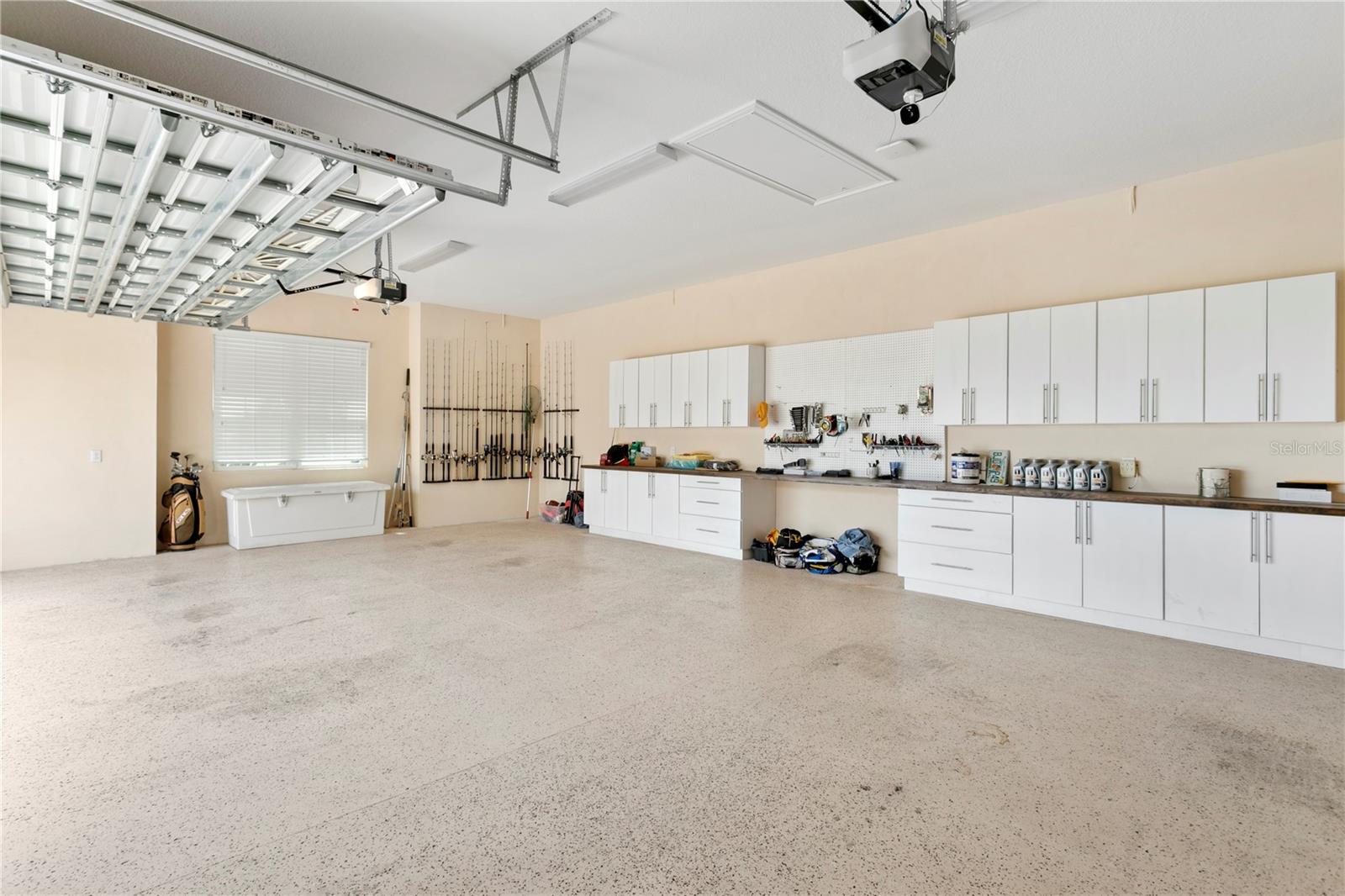 HARRELL ESTATES - Residential