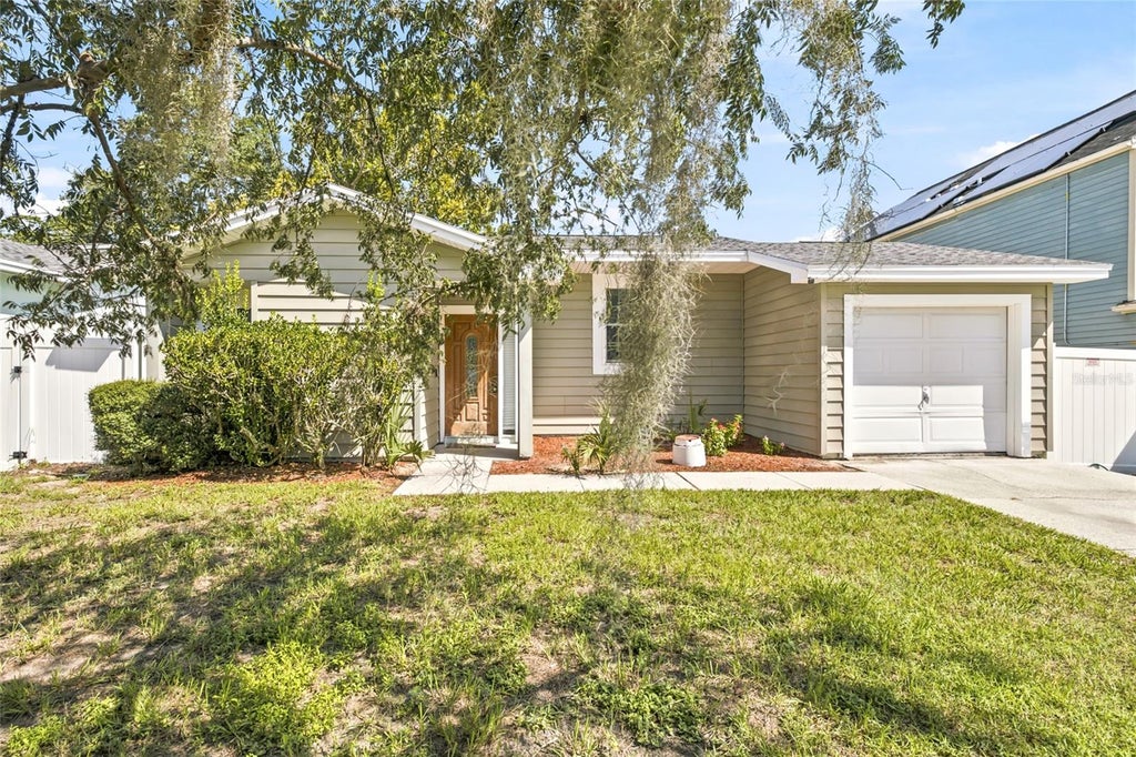 Photo of 7714 Glades Court, Temple Terrace, FL 33637 (MLS # TB8546754)