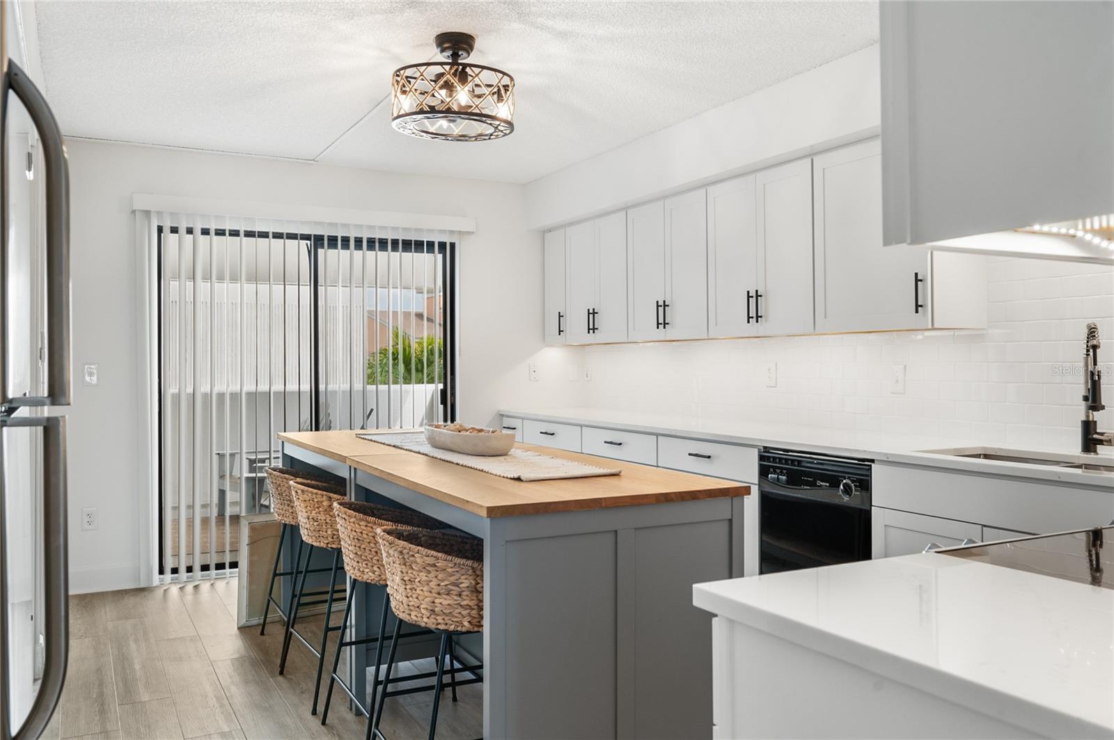 SUMMER SANDS - Residential