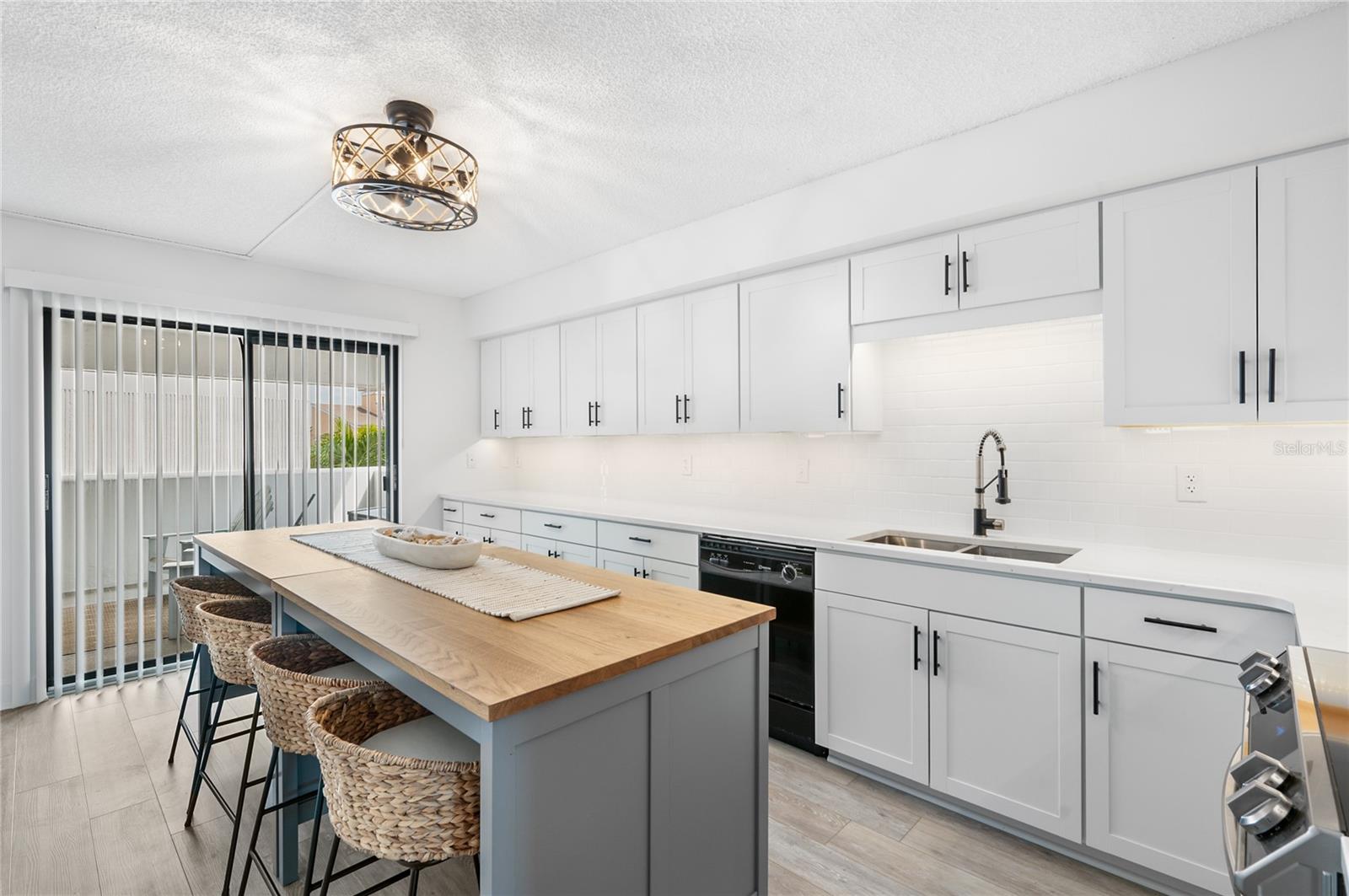 SUMMER SANDS - Residential