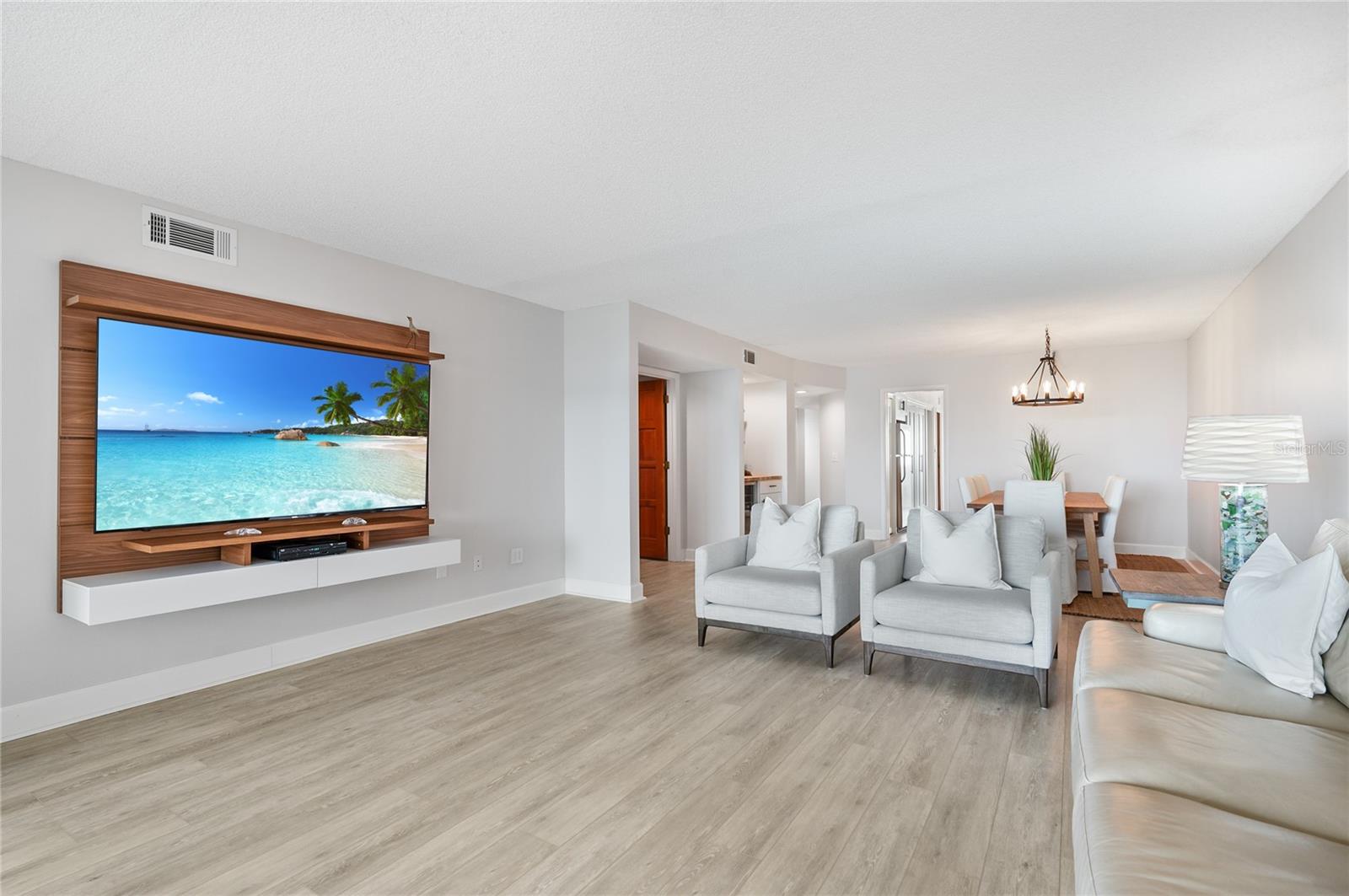 SUMMER SANDS - Residential