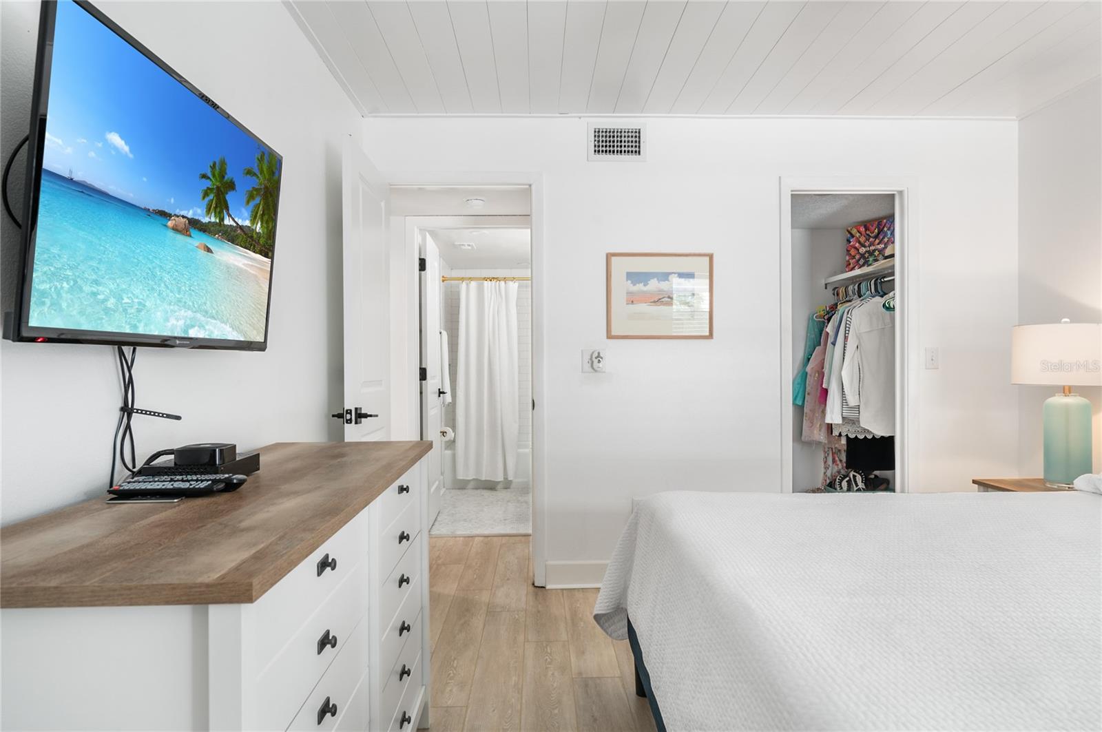 SUMMER SANDS - Residential