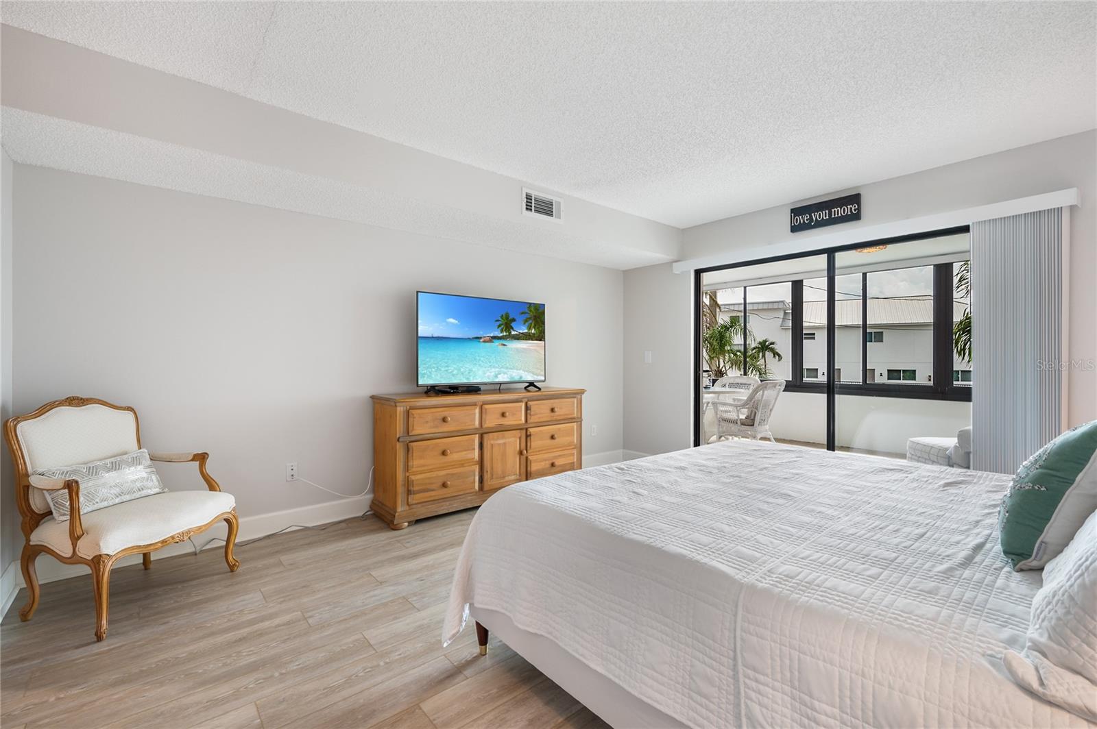 SUMMER SANDS - Residential