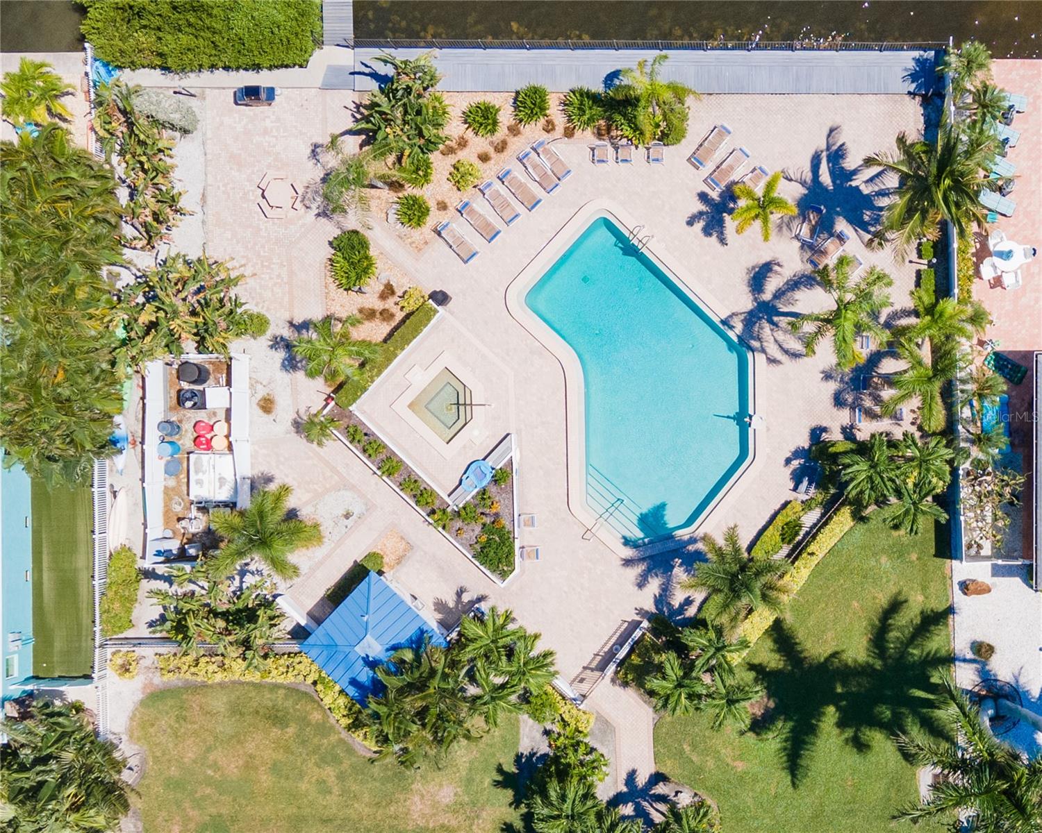 SUMMER SANDS - Residential