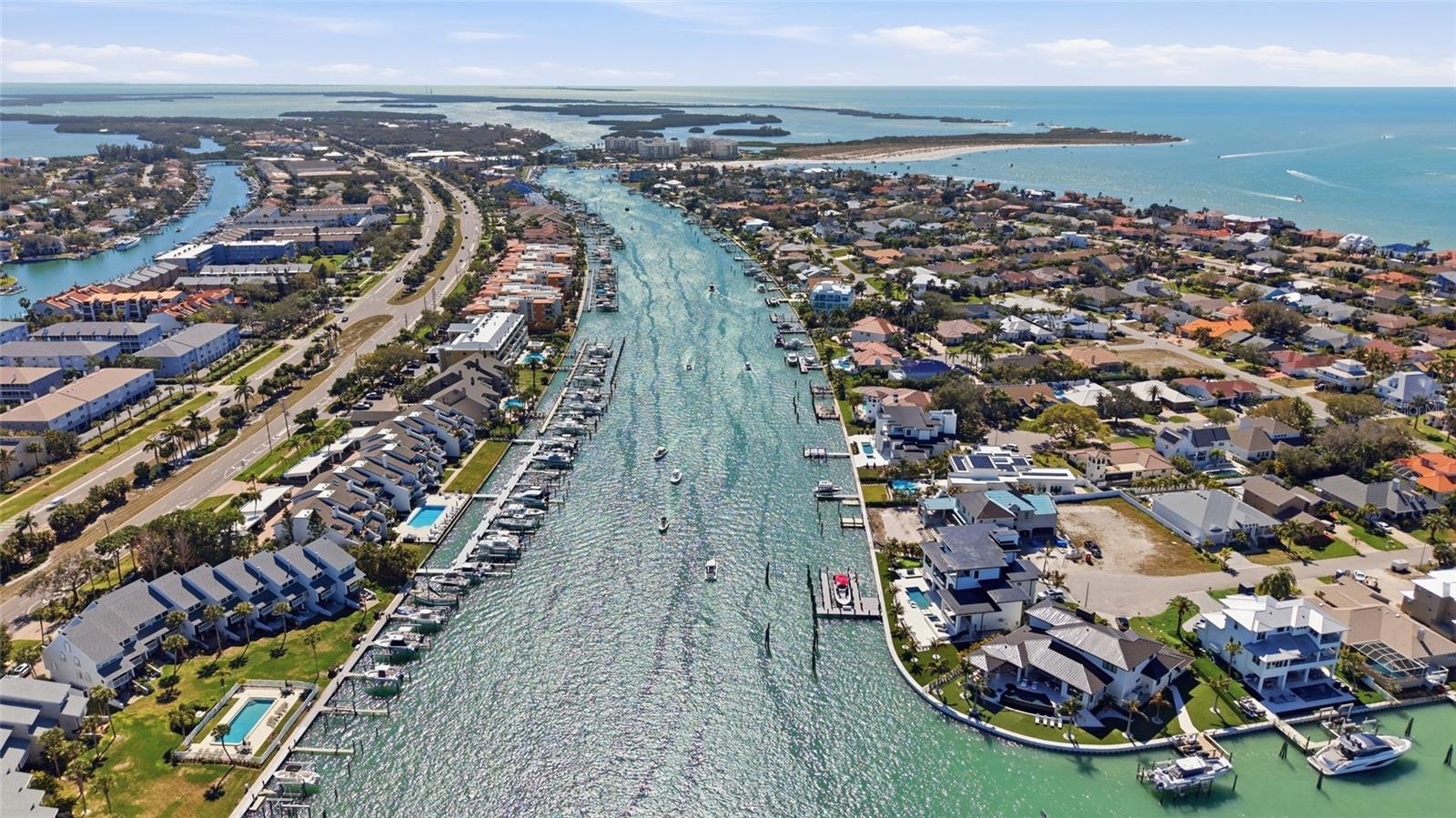 PINNACLE OF TIERRA VERDE - Residential