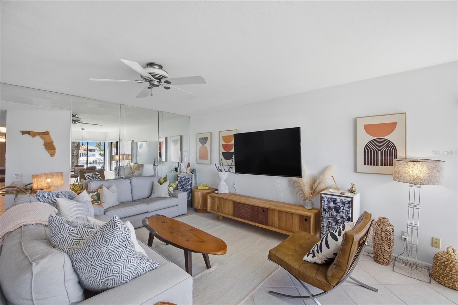 PINNACLE OF TIERRA VERDE - Residential