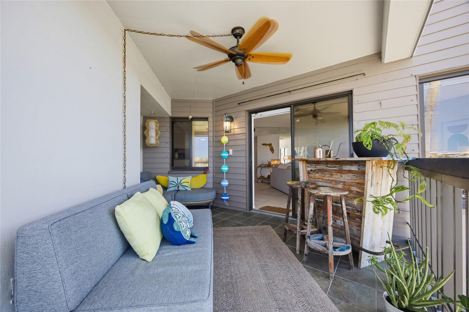 PINNACLE OF TIERRA VERDE - Residential