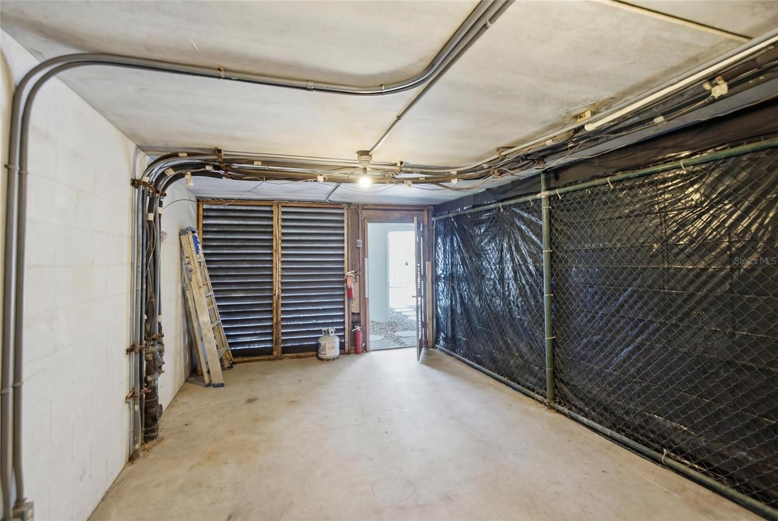 PINNACLE OF TIERRA VERDE - Residential