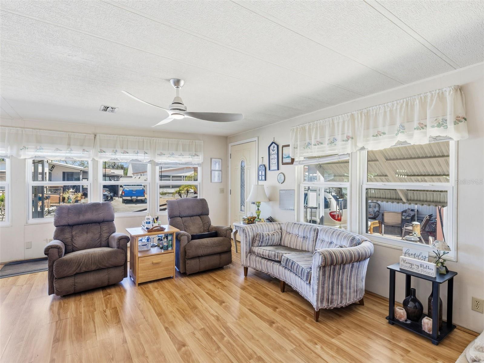 PONDEROSA PARK - Residential