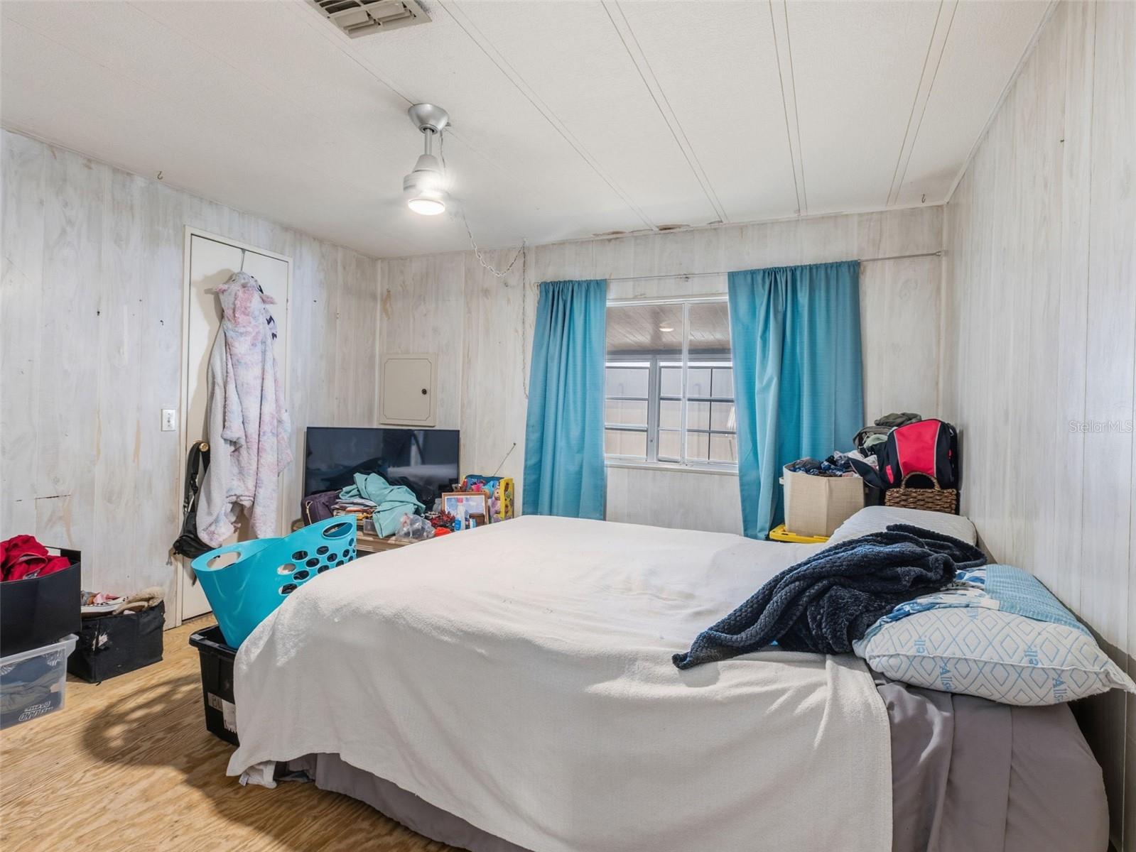 PONDEROSA PARK - Residential