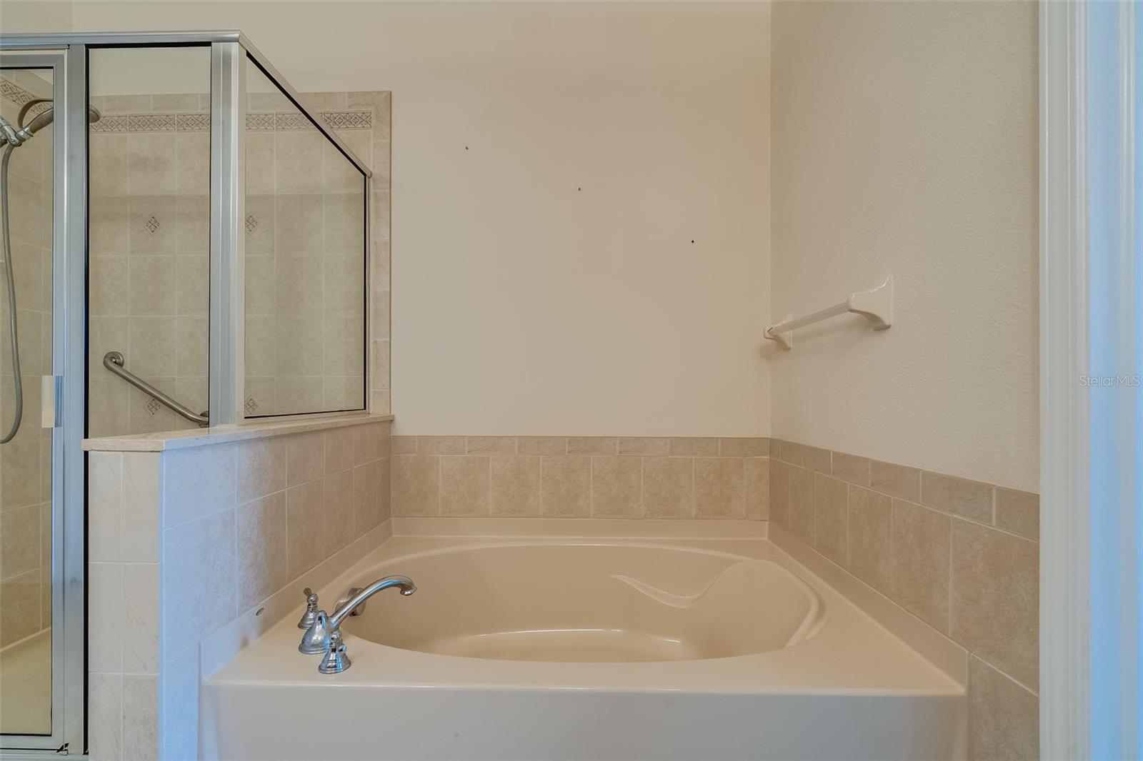 MONTEREY AT LAKE SEMINOLE CONDO - Residential