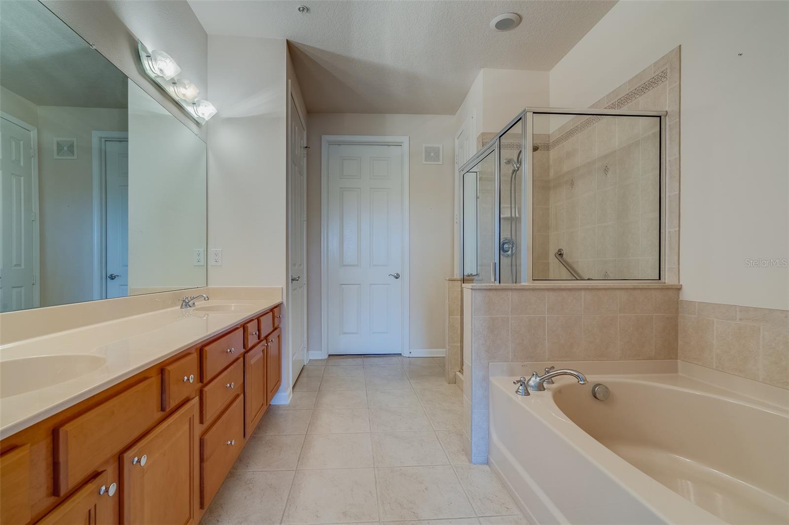 MONTEREY AT LAKE SEMINOLE CONDO - Residential