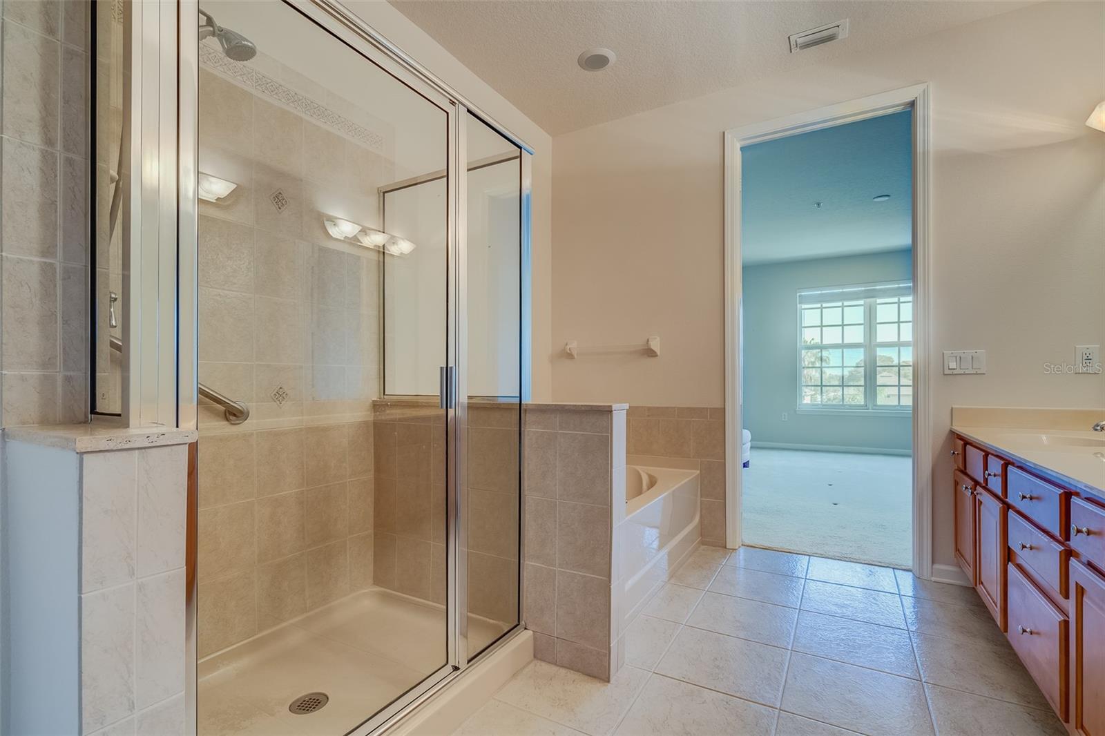 MONTEREY AT LAKE SEMINOLE CONDO - Residential