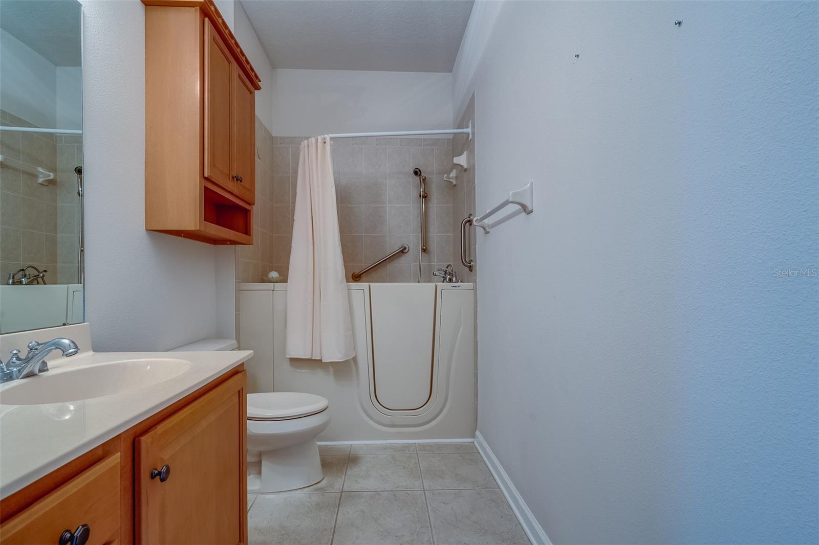 MONTEREY AT LAKE SEMINOLE CONDO - Residential