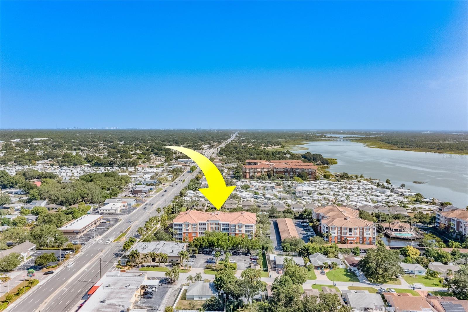 MONTEREY AT LAKE SEMINOLE CONDO - Residential