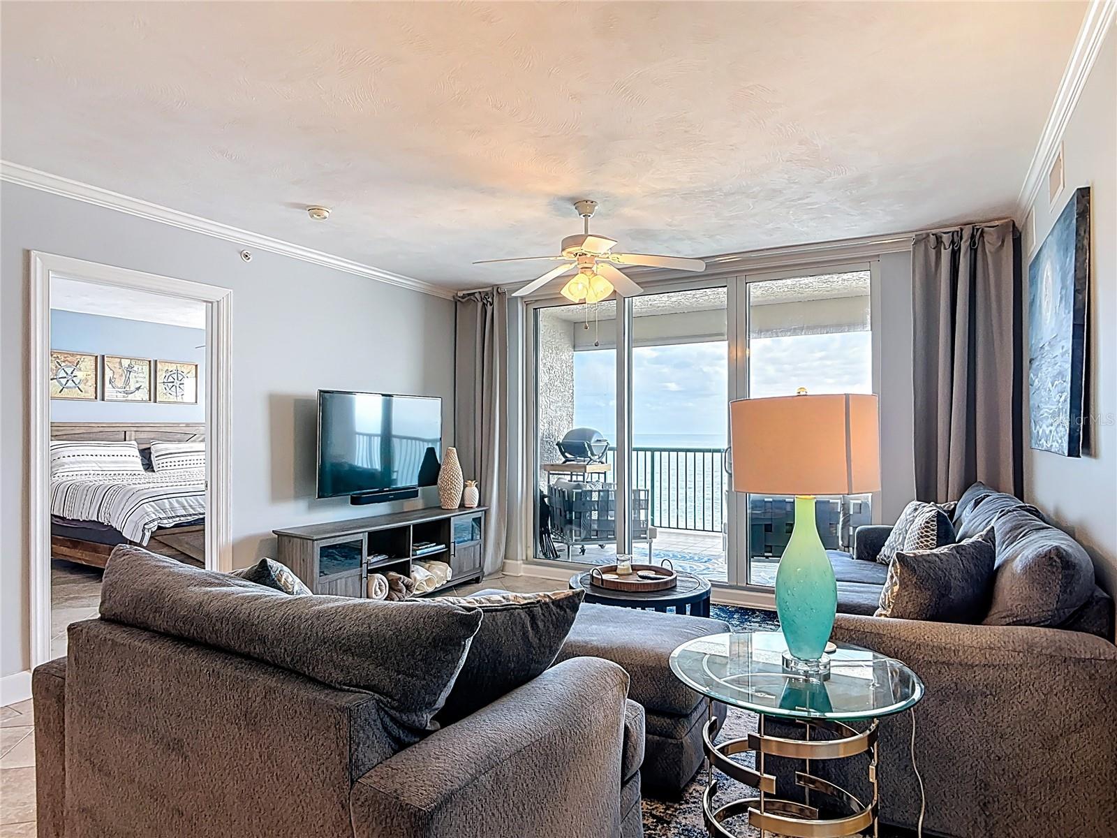 DIMUCCI TWIN TOWERS N & S - Residential