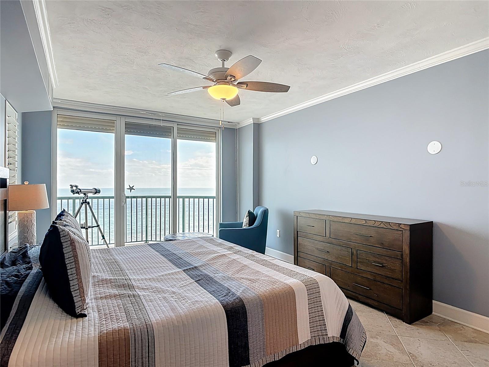 DIMUCCI TWIN TOWERS N & S - Residential