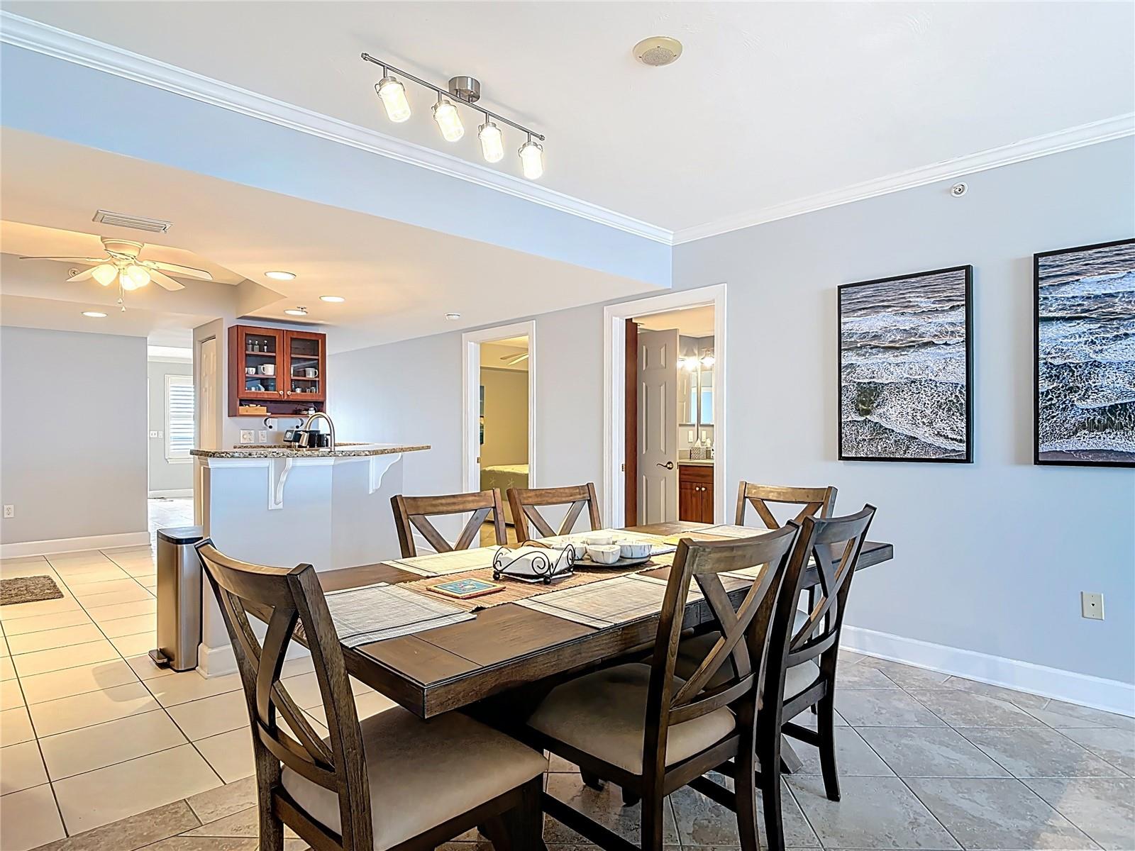 DIMUCCI TWIN TOWERS N & S - Residential