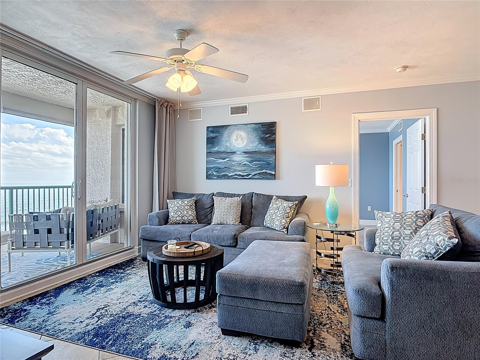 DIMUCCI TWIN TOWERS N & S - Residential