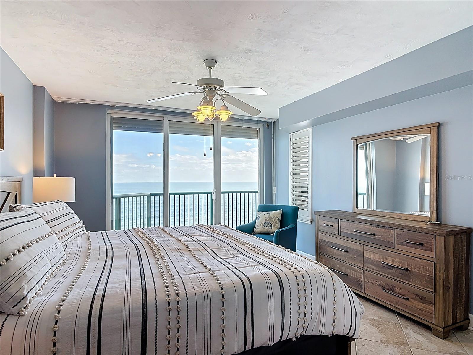 DIMUCCI TWIN TOWERS N & S - Residential