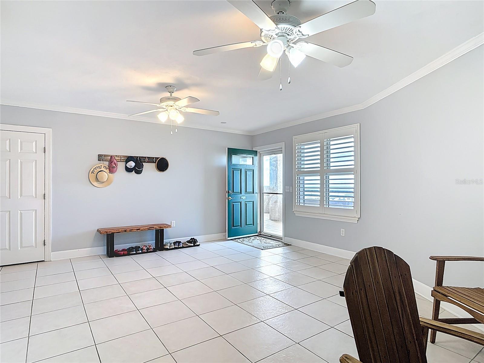 DIMUCCI TWIN TOWERS N & S - Residential