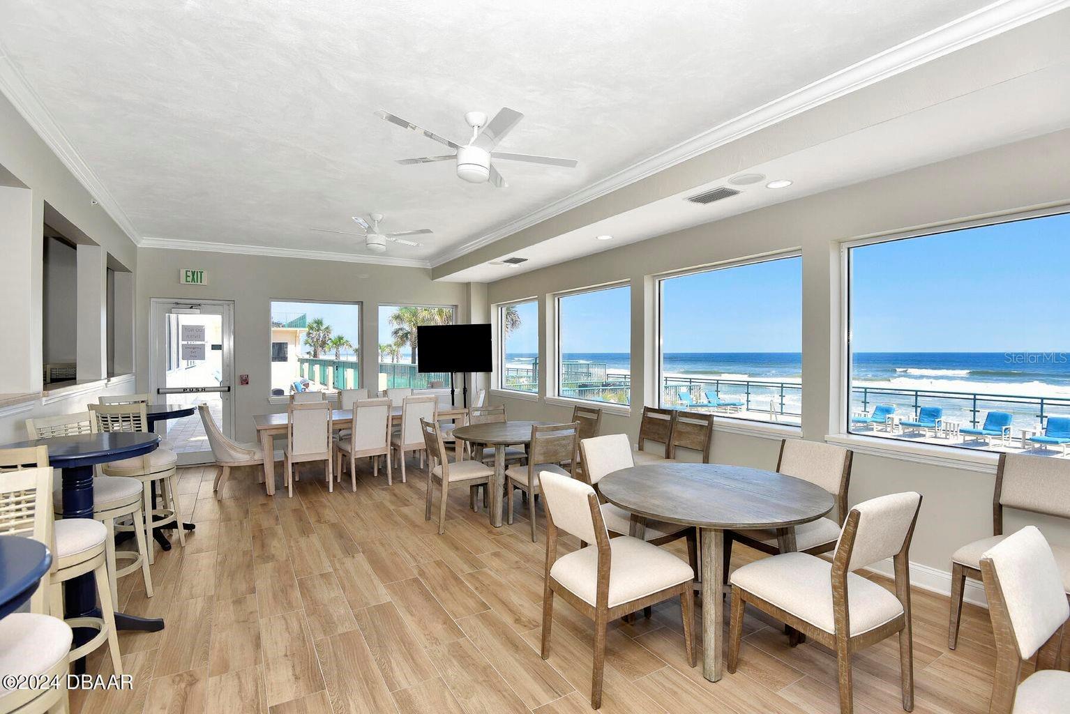 DIMUCCI TWIN TOWERS N & S - Residential