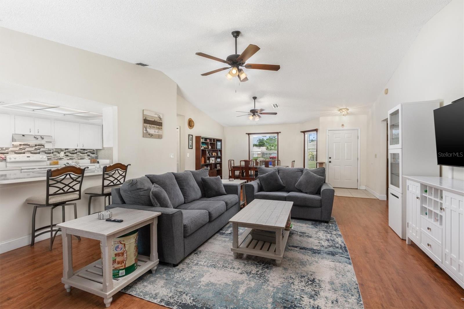 2910 YULE TREE DRIVE