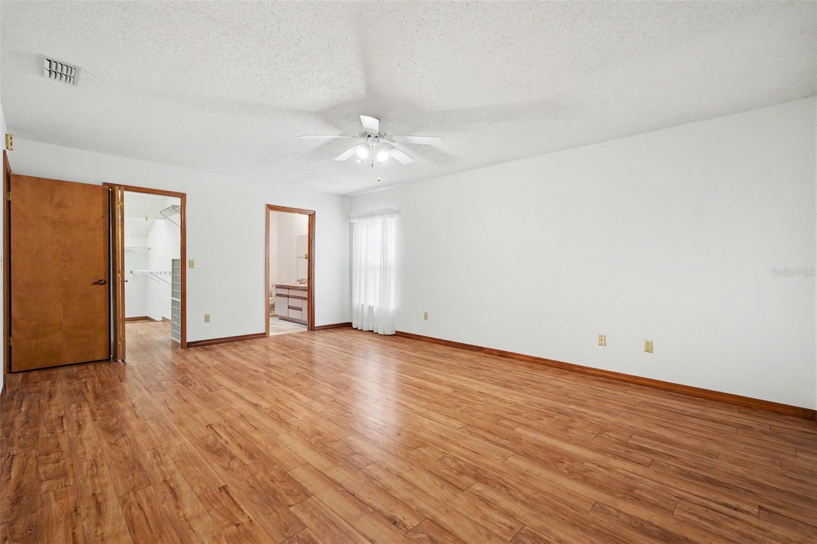 WHISP OAKS ESTATE PH 2 - Residential